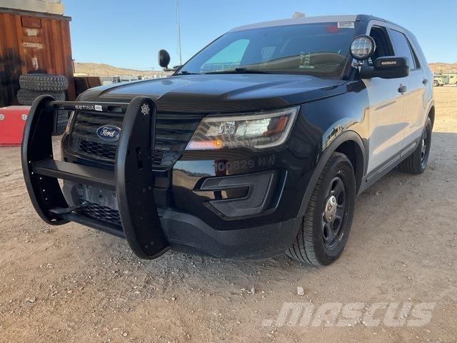 Ford Explorer Avtomobili