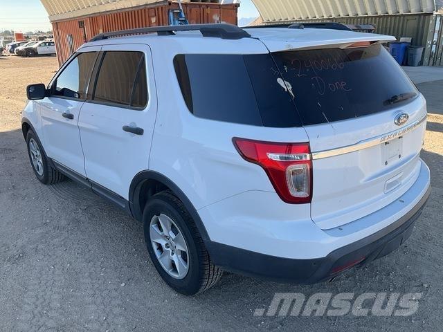 Ford Explorer Avtomobili