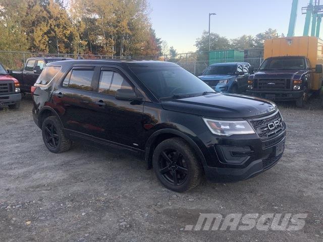 Ford Explorer Avtomobili