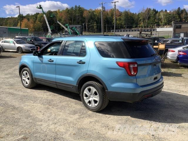 Ford Explorer Avtomobili