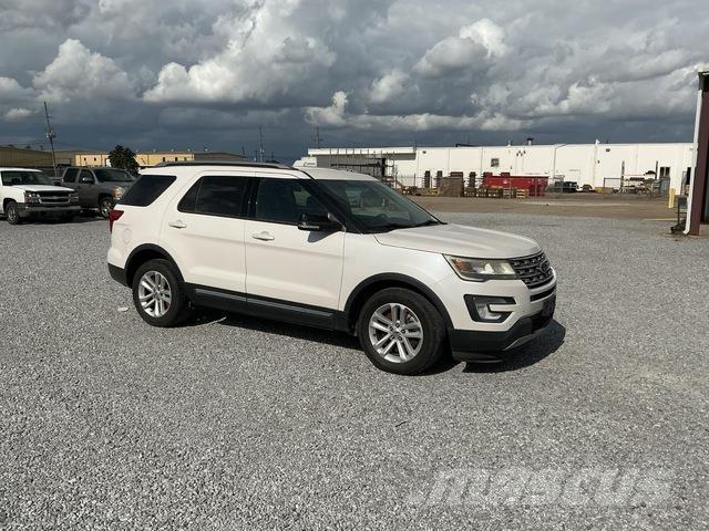 Ford Explorer Avtomobili