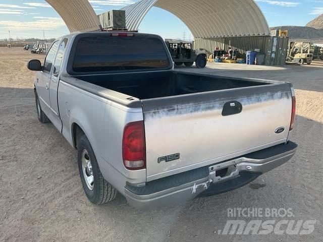Ford F-150 XLT Drugi