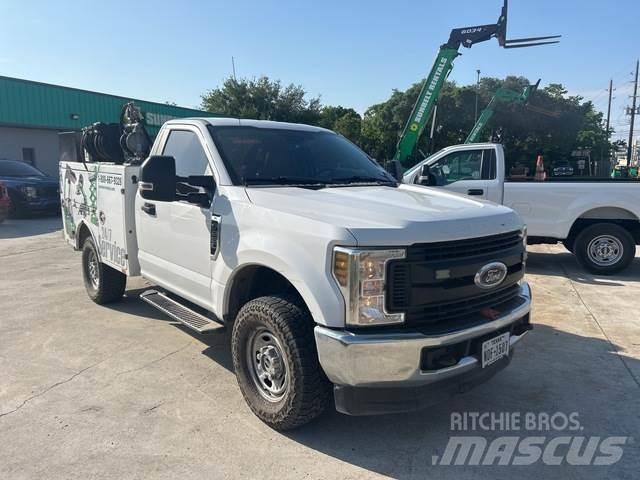 Ford F-250 Komunalna vozila