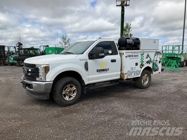 Ford F-250 Gradbeništvo - drugo