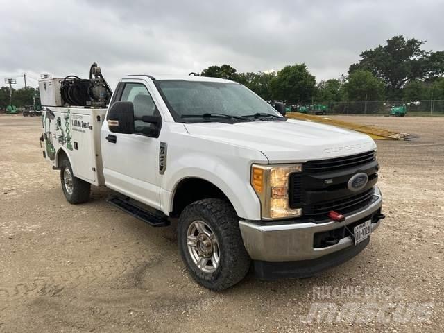 Ford F-250 Komunalna vozila