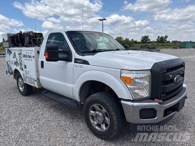 Ford F-250 Komunalna vozila