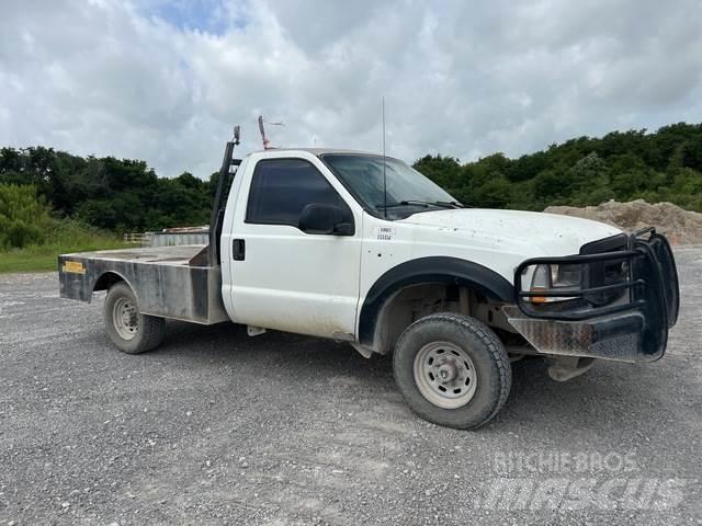 Ford F-250 Tovornjaki s kesonom/platojem