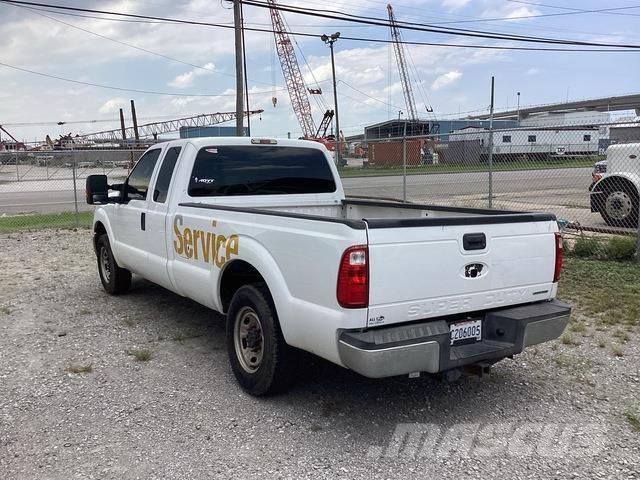 Ford F-250 Drugi