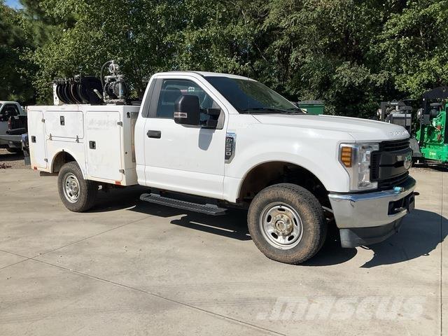 Ford F-250 Komunalna vozila