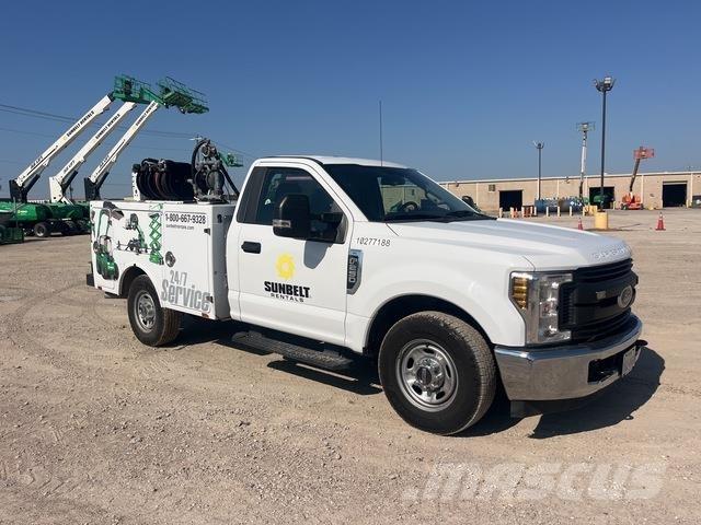 Ford F-250 Komunalna vozila
