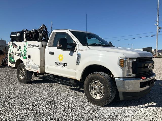 Ford F-250 Komunalna vozila