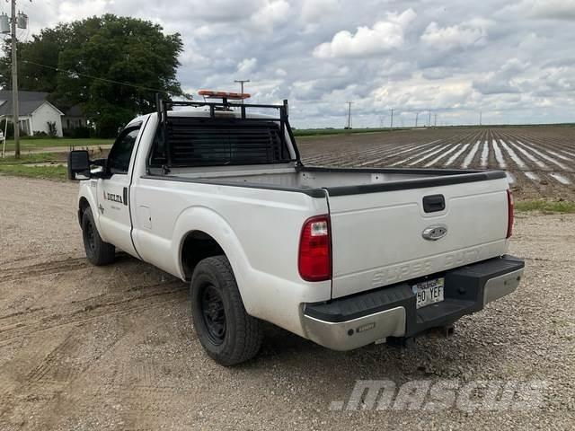 Ford F-250 SD Drugi