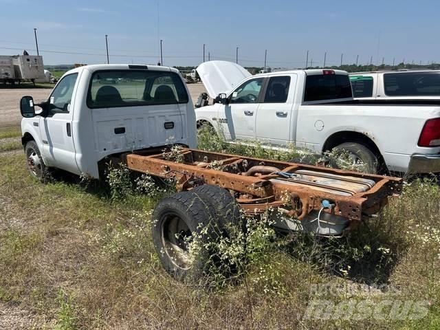 Ford F-350 Kabine in notranjost