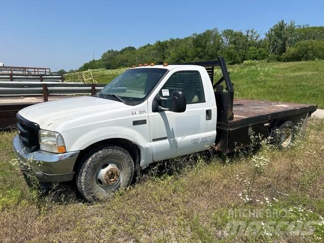Ford F-350 Tovornjaki s kesonom/platojem