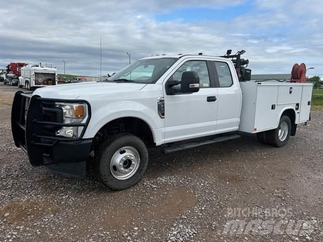 Ford F-350 Komunalna vozila