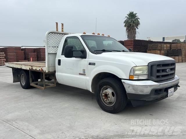 Ford F-350 Tovornjaki s kesonom/platojem