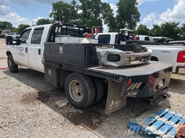 Ford F-350 Tovornjaki s kesonom/platojem