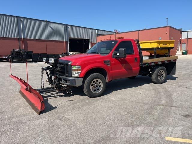 Ford F-350 Snežne deske in plugi