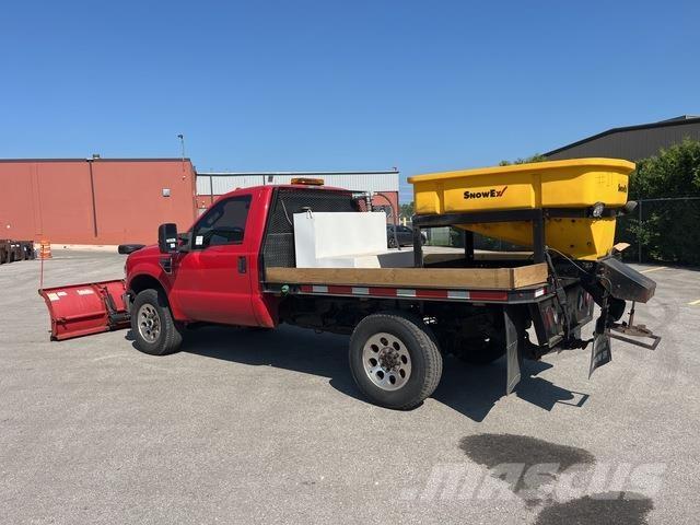 Ford F-350 Snežne deske in plugi