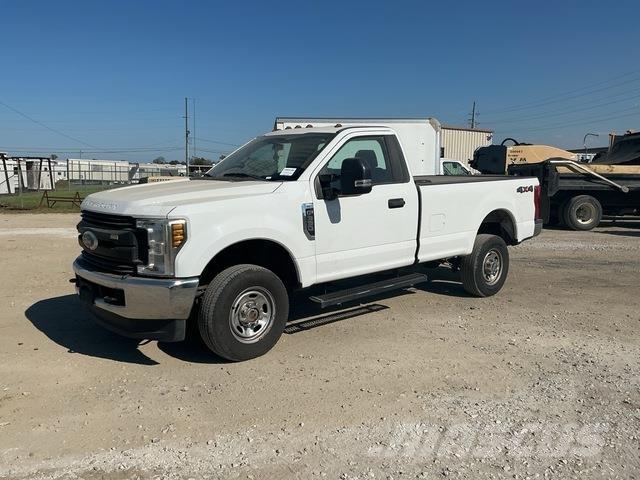 Ford F-350 Prekucniki