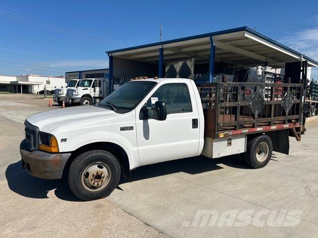 Ford F-350 Tovornjaki s kesonom/platojem