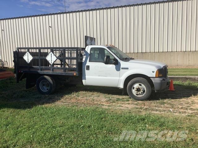 Ford F-350 Tovornjaki s kesonom/platojem