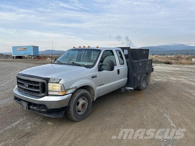 Ford F-350 Tovornjaki s kesonom/platojem