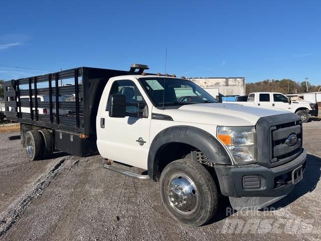 Ford F-450 Tovornjaki s kesonom/platojem