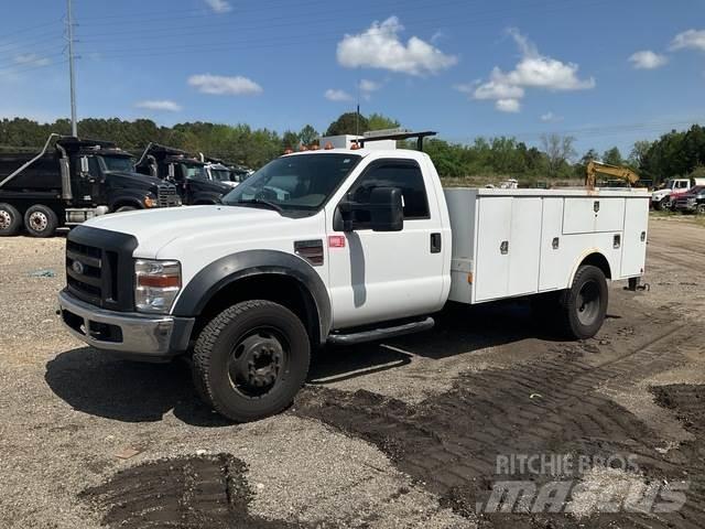 Ford F-450 Komunalna vozila