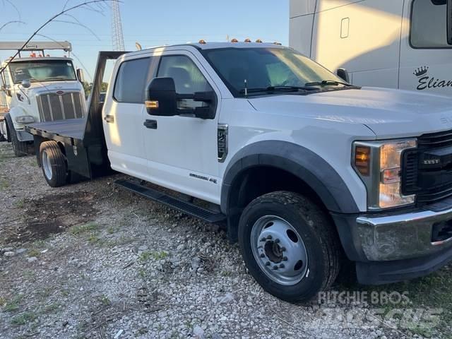 Ford F-450 Tovornjaki s kesonom/platojem