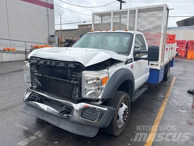 Ford F-450 Tovornjaki s kesonom/platojem
