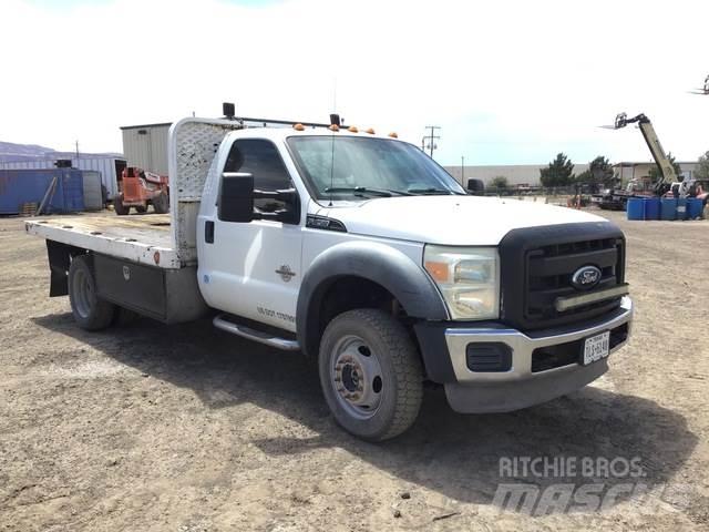 Ford F-450 Tovornjaki s kesonom/platojem