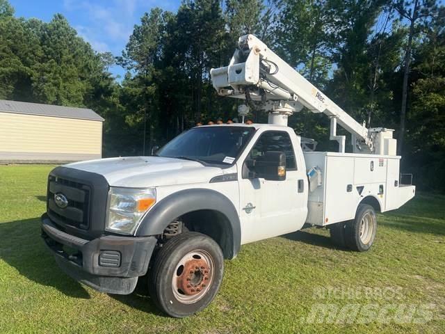 Ford F-450 Avtokošare