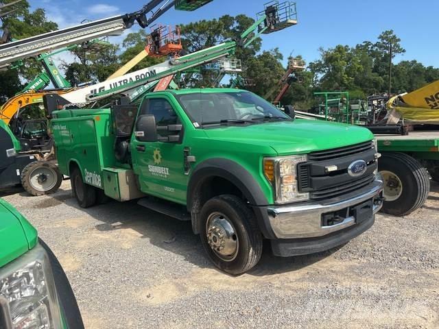 Ford F-450 Komunalna vozila