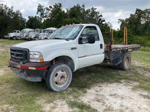 Ford F-450 Tovornjaki s kesonom/platojem