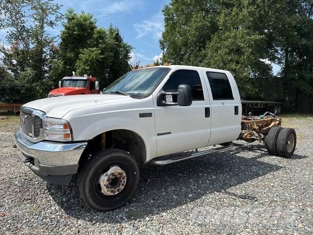 Ford F-450 Kabine in notranjost