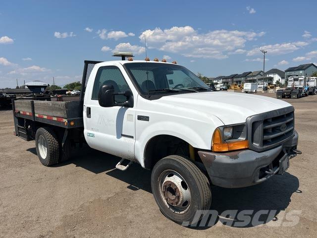 Ford F-450 Tovornjaki s kesonom/platojem