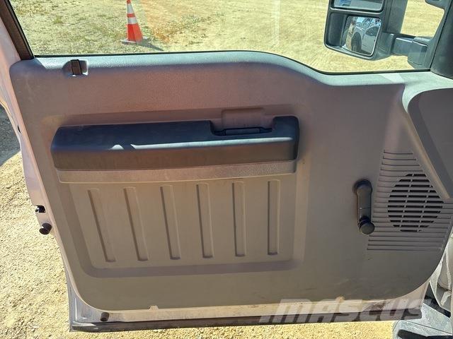 Ford F-450 Prekucniki