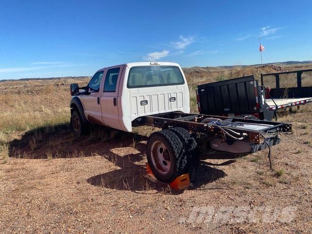 Ford F-450 Kabine in notranjost