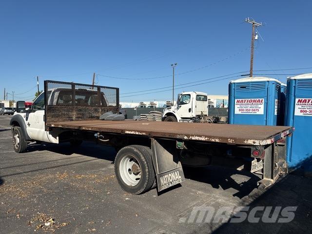 Ford F-450 Tovornjaki s kesonom/platojem