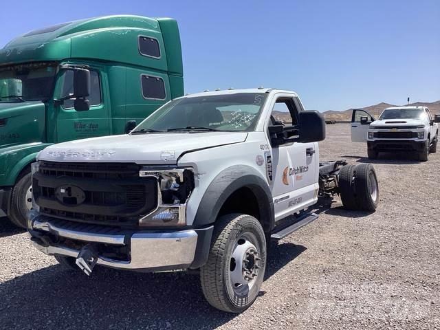 Ford F-550 Kabine in notranjost