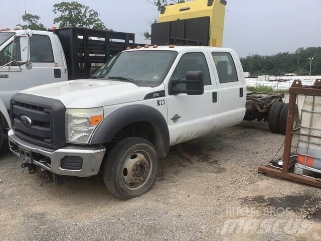 Ford F-550 Kabine in notranjost