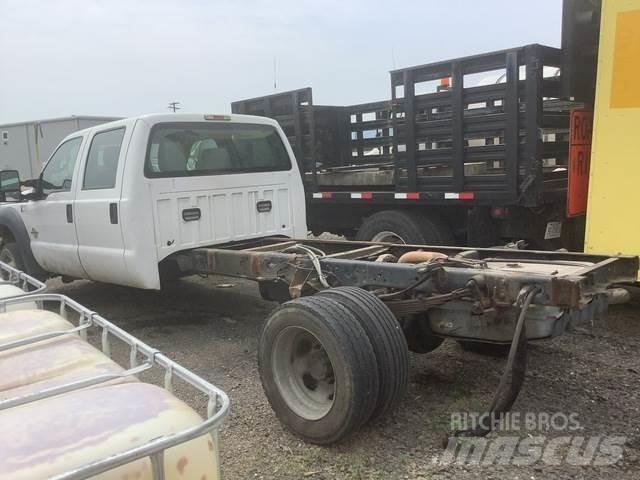Ford F-550 Kabine in notranjost