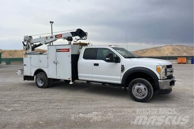 Ford F-550 Komunalna vozila