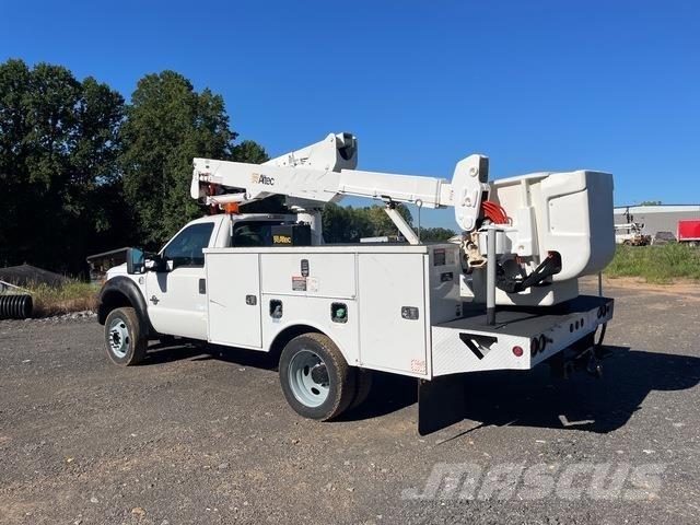 Ford F-550 Avtokošare