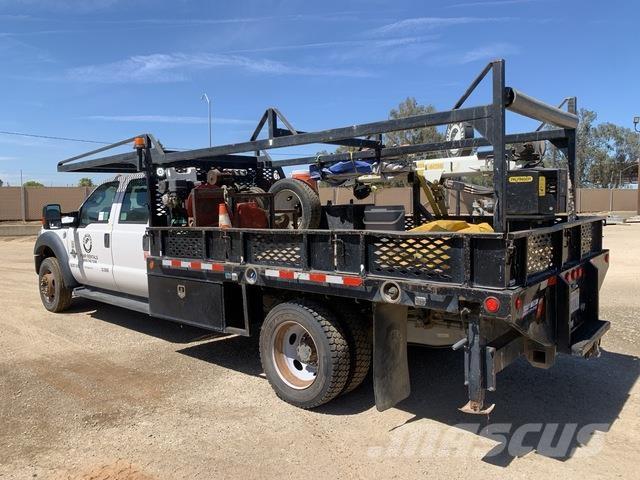 Ford F-550 Komunalna vozila