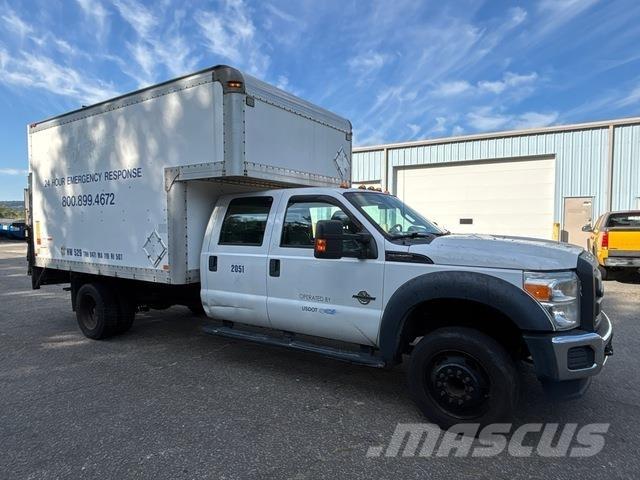 Ford F-550 Tovornjaki zabojniki