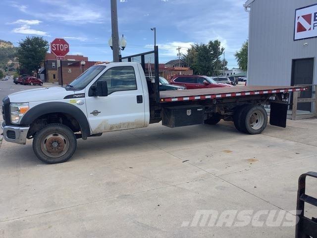 Ford F-550 Kiper tovornjaki