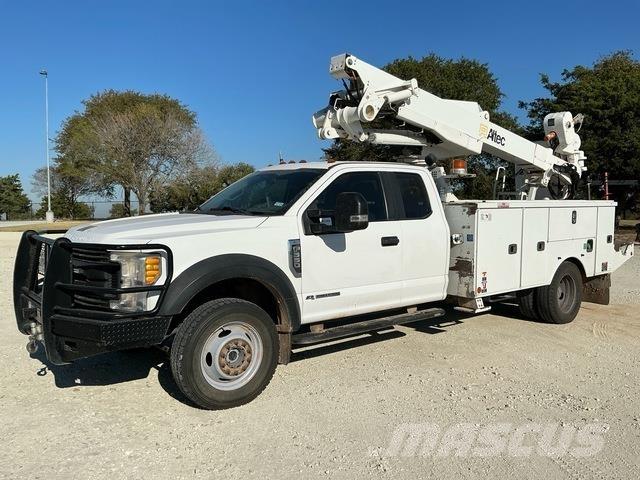 Ford F-550 Avtokošare
