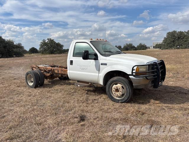 Ford F-550 Kabine in notranjost